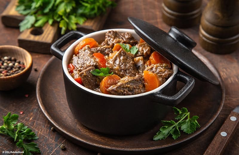 casserole avec bœuf bpurguignon spécialités bourgpgne franche comté