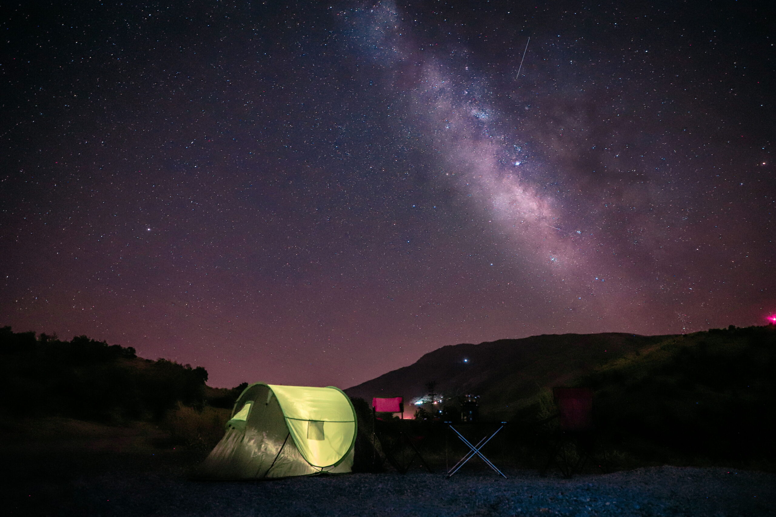 bivouac avec ciel étoilé en Bourgogne-Franche-Comté